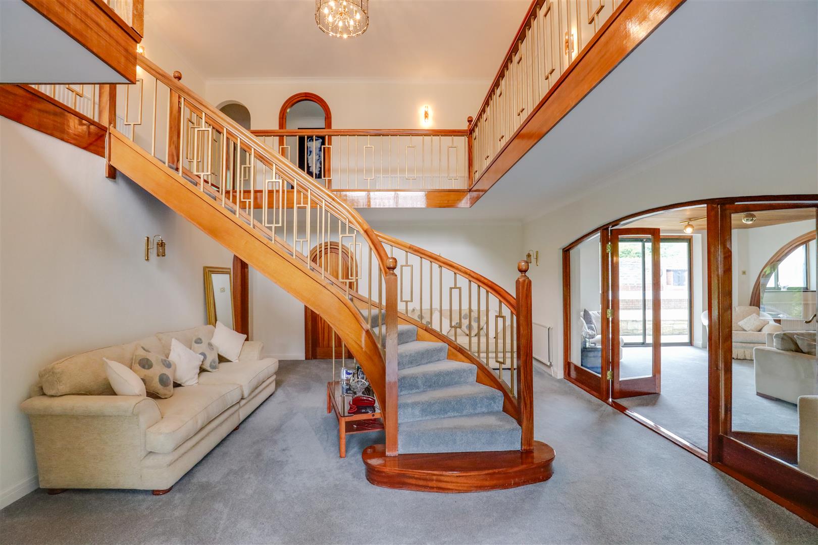 Hillandale, Pen-Y-Turnpike Road, Dinas Powys, Vale of Glamorgan, CF64 4HG